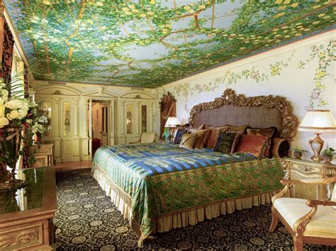 versace mansion venus suite|A Look Inside Gianni Versace's Totally Ridiculous Miami Mansion.